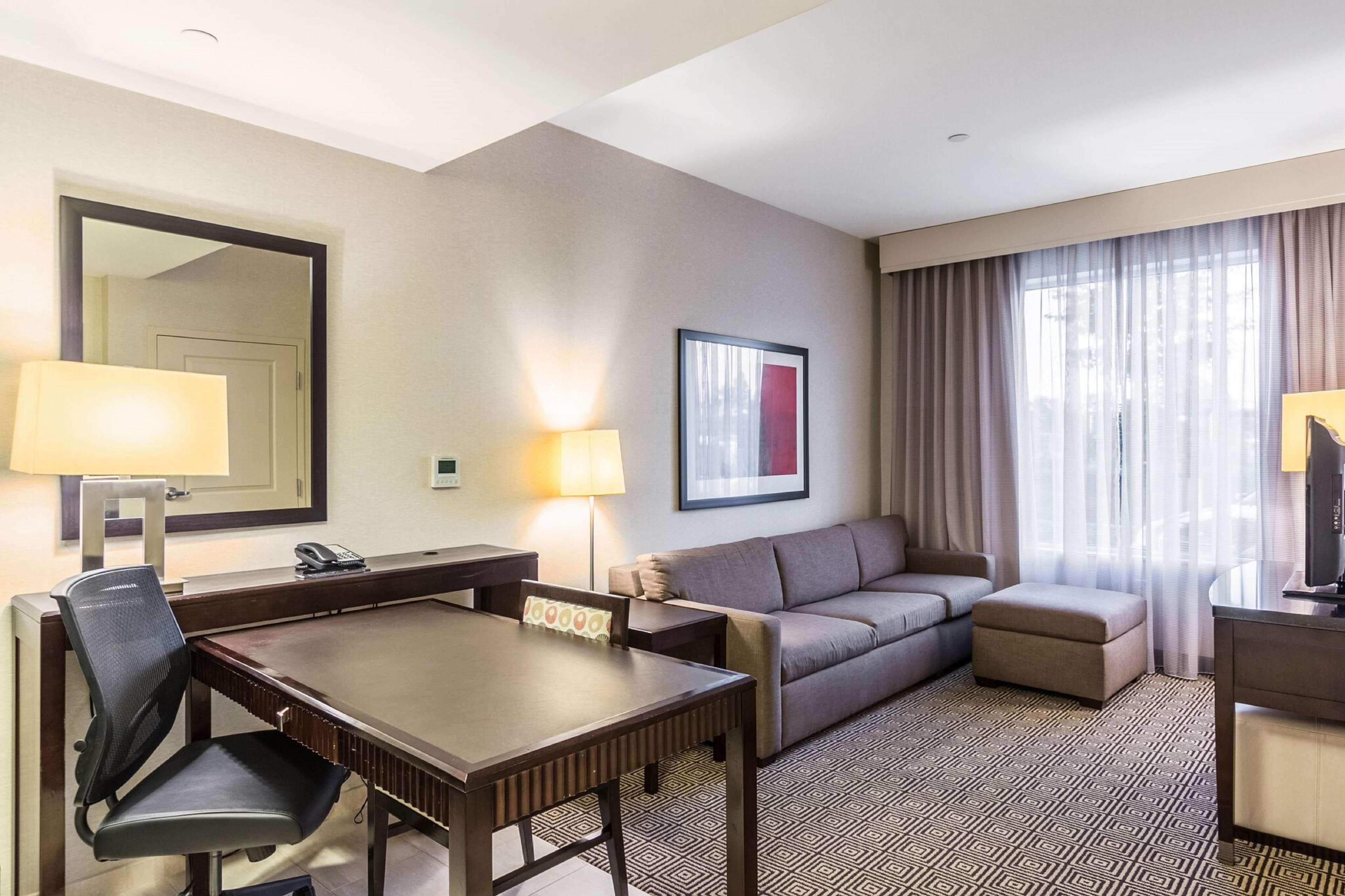 Embassy Suites By Hilton Newark Airport Elizabeth Kültér fotó
