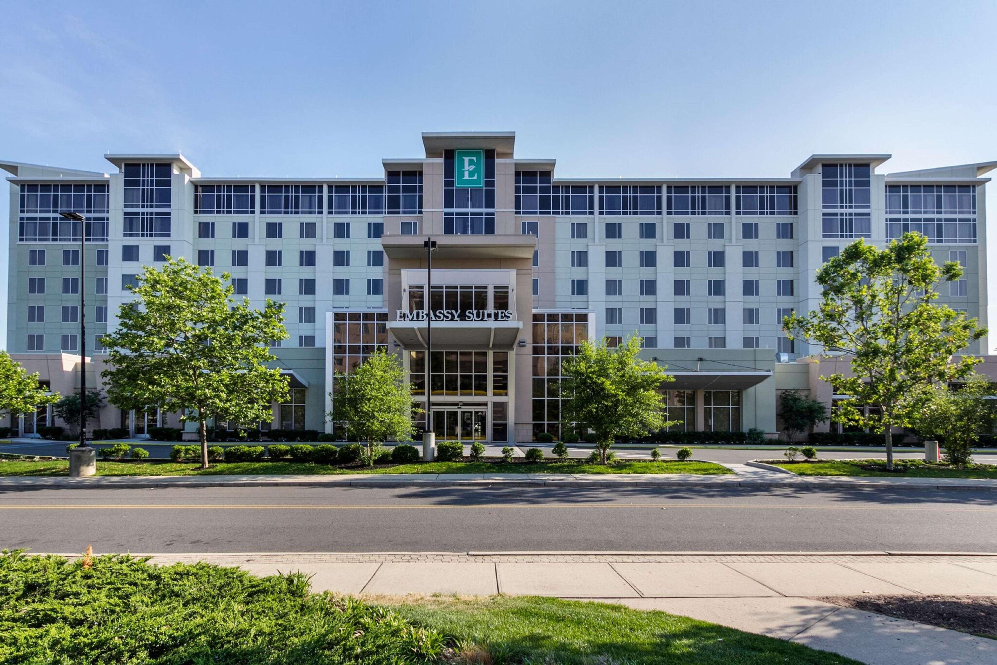 Embassy Suites By Hilton Newark Airport Elizabeth Kültér fotó
