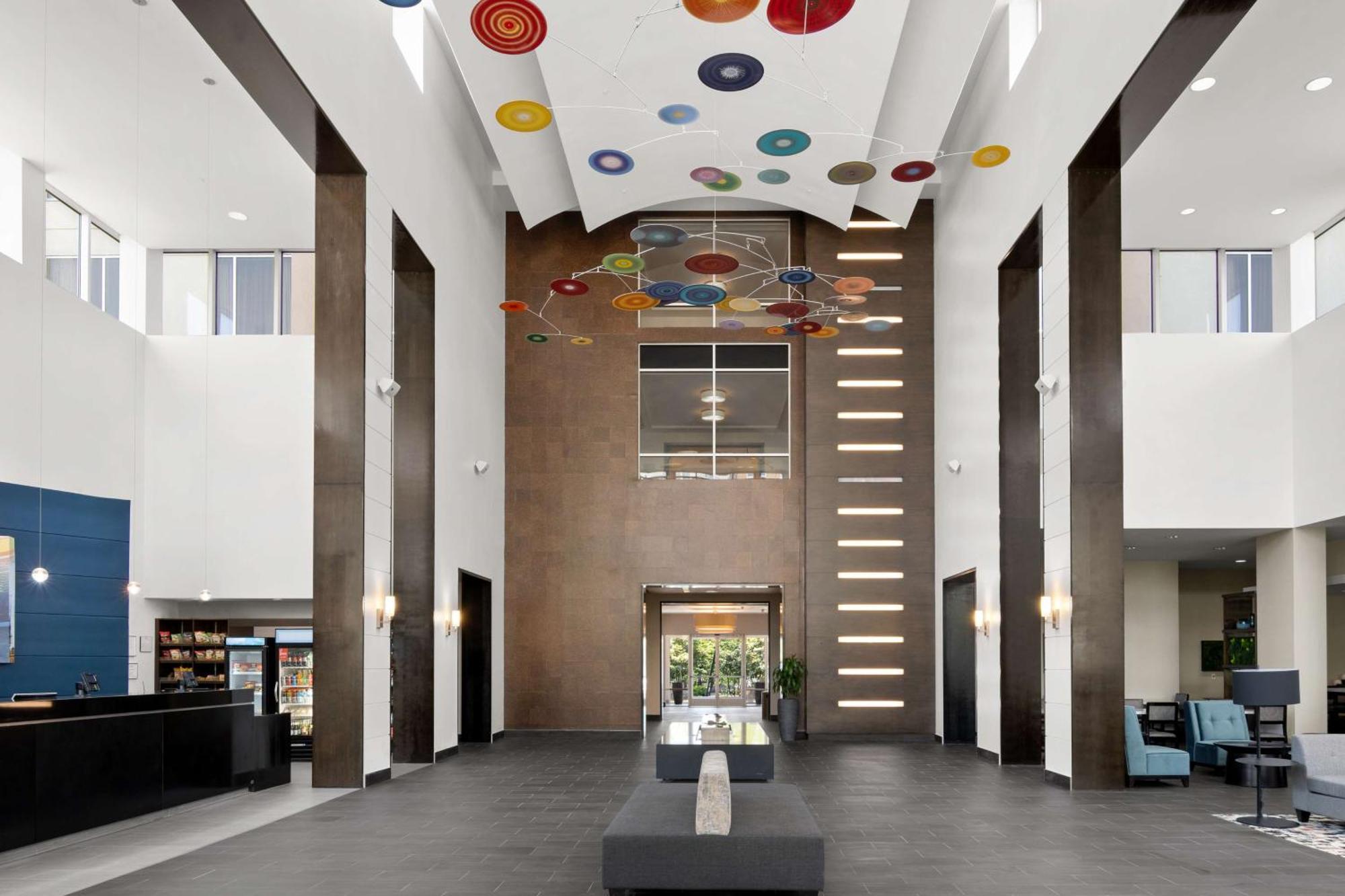 Embassy Suites By Hilton Newark Airport Elizabeth Kültér fotó